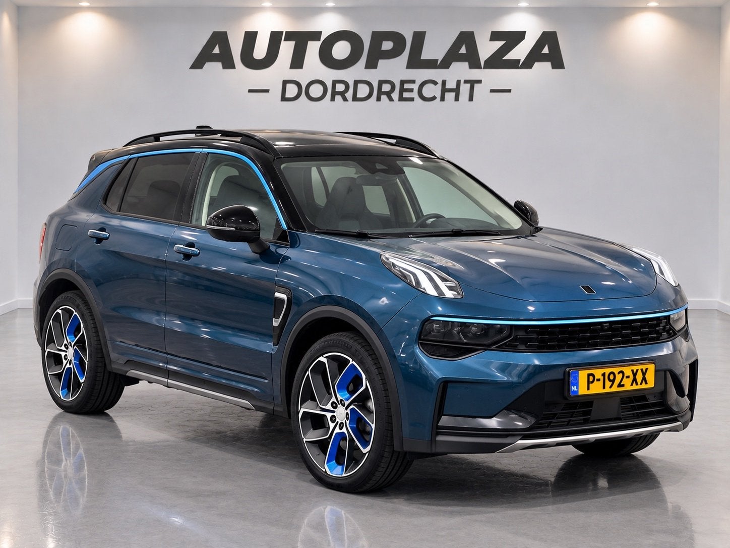 Lynk & Co 01 1.5 Pano|Trekhaak|360* cam, Auto's, Dealer onderhouden, Stof, Euro 6, Blauw