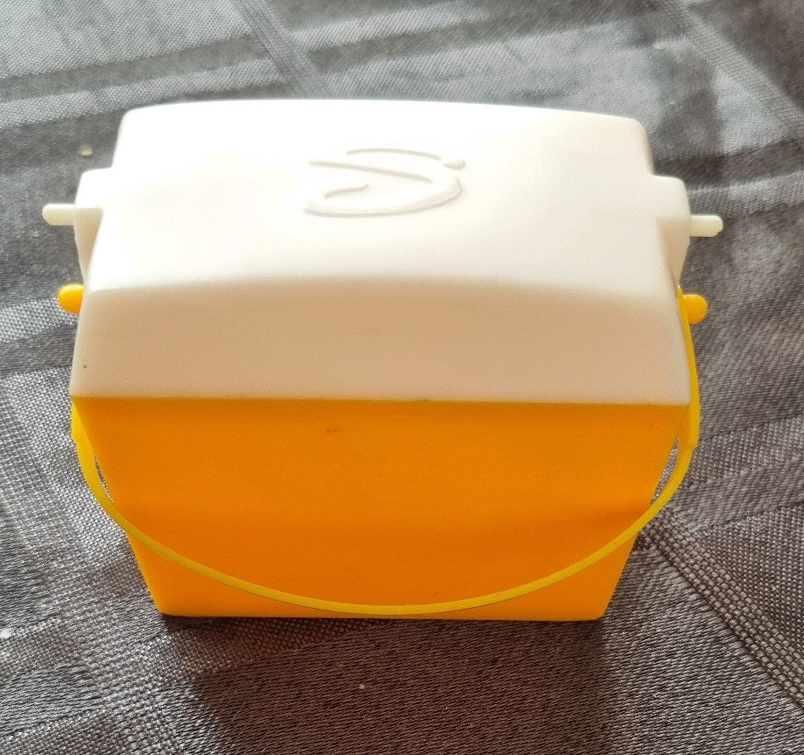 Vintage Sindy Pedigree Koelbox voor Poppenhuis, Ophalen of Verzenden, Zo goed als nieuw, Gebruiksvoorwerp