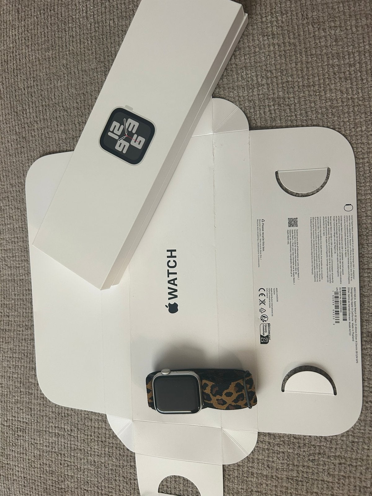 Apple Watch SE (Gen 2) 40mm Zilver GPS - Zo goed als nieuw