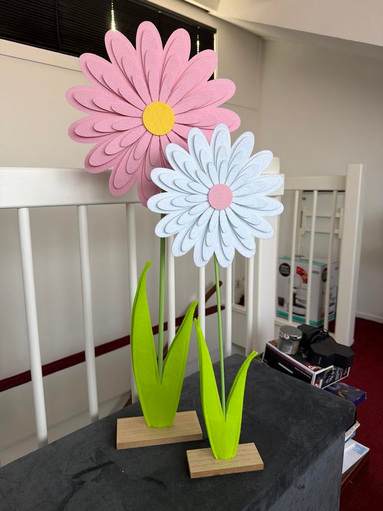 Decoratieve Vilten Bloemen - Roze en Wit, Ophalen, Meerkleurig, Overige stijlen, Nieuw