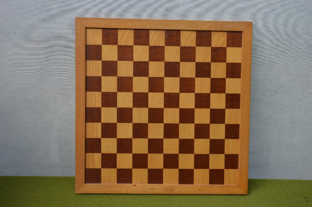 Vintage Homas Spielen schaakbord type Plato 39.5 cm bij 39.5, Een of twee spelers, Ophalen of Verzenden, Gebruikt, Homas Spelen