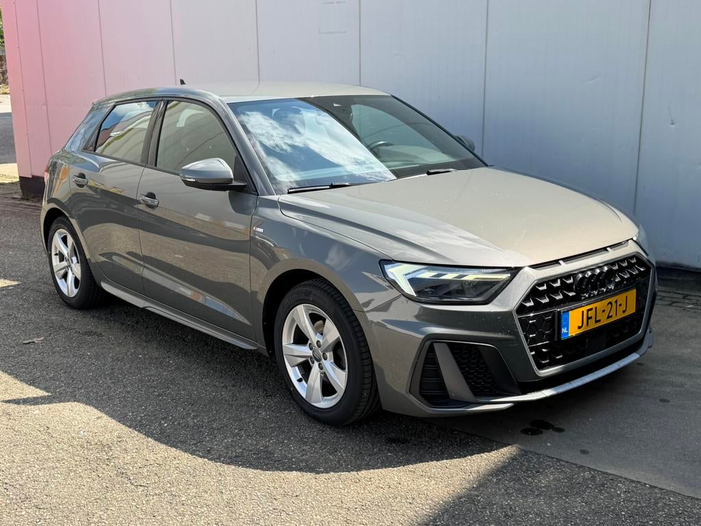 Audi A1 30 Tfsi S-Line 2019 80dkm, Auto's, A1, 1100 kg, 115 pk, Particulier