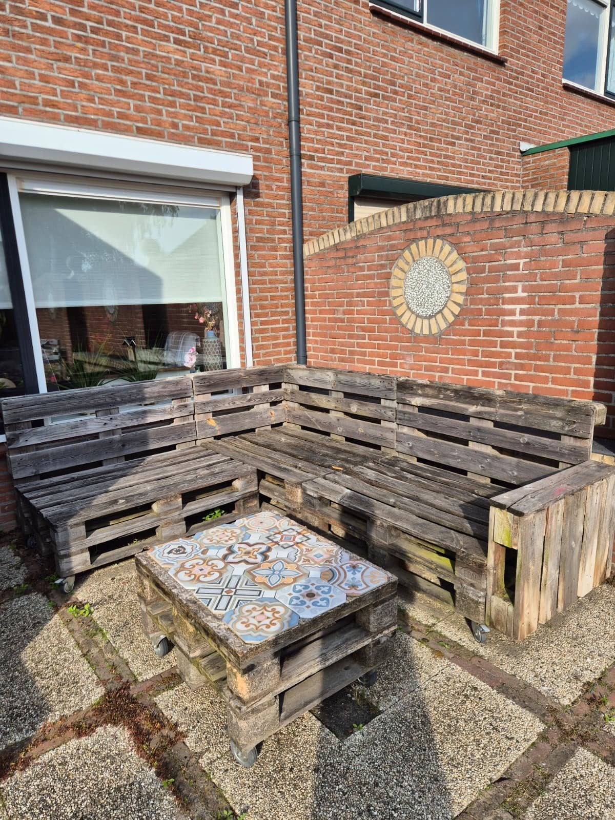 Palletbank - Hoekbank of 2 losse zitjes - Gratis afhalen!, Tuin en Terras, Ophalen, Gebruikt
