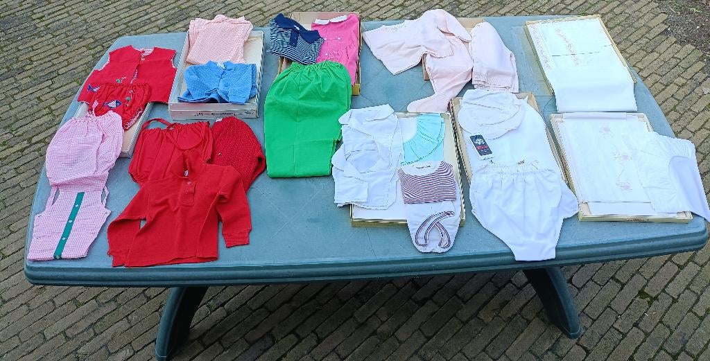 Origineel vintage babykleding kinderkleding beddengoed, Ophalen of Verzenden, Nieuw, Jongetje of Meisje