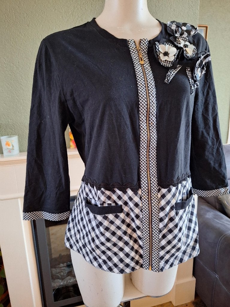 Fuego Woman mooie 3d bloemen vest L 44, Kleding | Dames, Truien en Vesten, Verzenden, Zwart, Maat 42/44 (L), Zo goed als nieuw