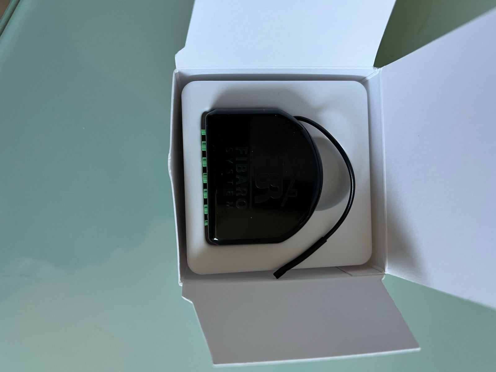 Fibaro Dimmer 2 FGD-221 ZW5 Z-Wave Plus Schakelaar, Doe-het-zelf en Verbouw, Elektra en Kabels, Ophalen of Verzenden, Zo goed als nieuw