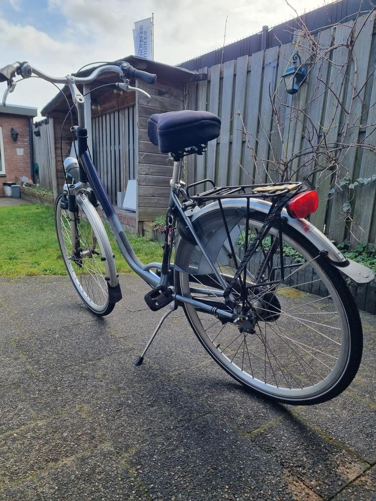Zeer nette AZOR Damesfiets 28 inch, Ophalen, Zo goed als nieuw, Versnellingen