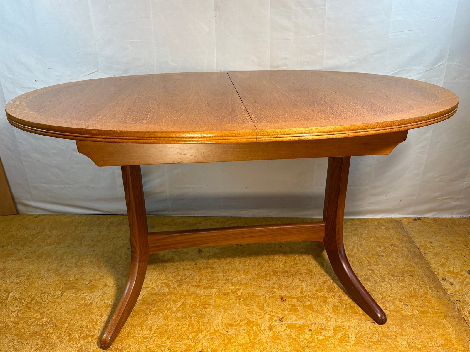 Foto 5 van Gratis bezorging! Nathan MidCentury Vintage Teak Eettafe1960