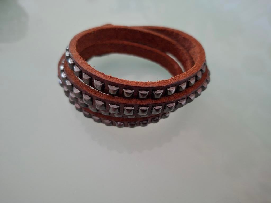Leren wikkelarmband met studs, Bruin, Leer, Ophalen of Verzenden, Zo goed als nieuw