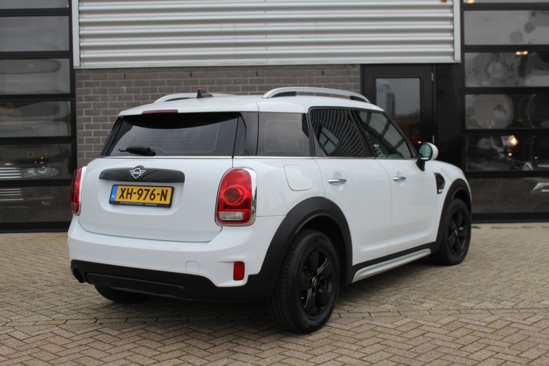 MINI Countryman 1.5 / Carplay / Navigatie / N.A.P., Auto's, Stof, Gebruikt, Countryman, Handgeschakeld
