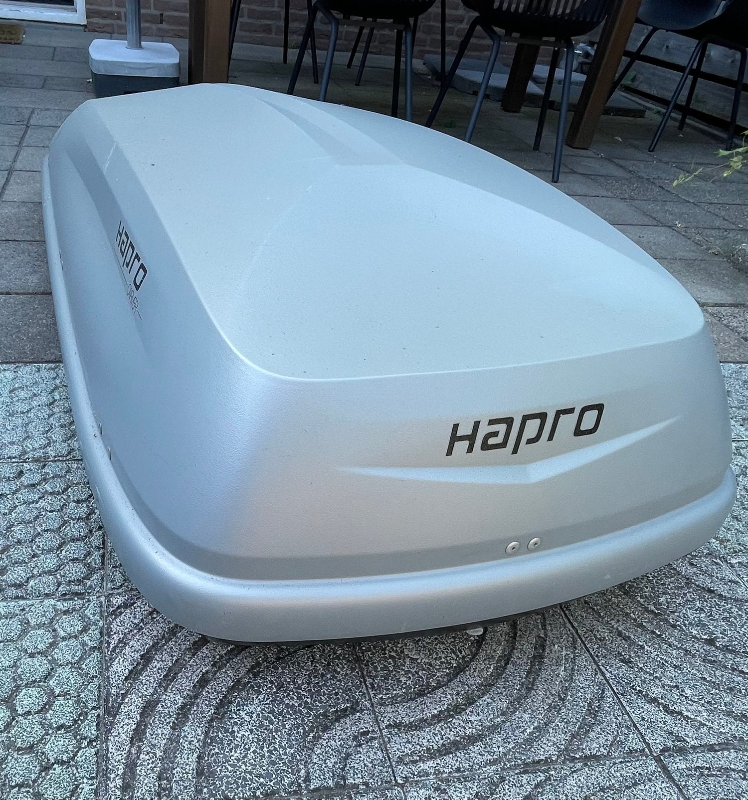 Hapro dakkoffer en Farad dakdragers, Ophalen, Zo goed als nieuw