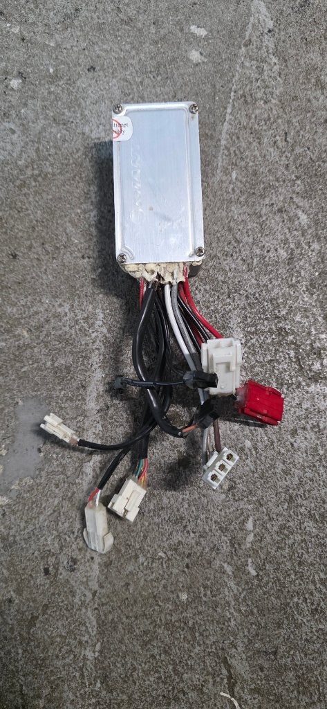 Giant E Bike Controller geschikt voor dubbele accu, zie foto, Fietsen en Brommers, Ophalen of Verzenden, Gebruikt, Giant