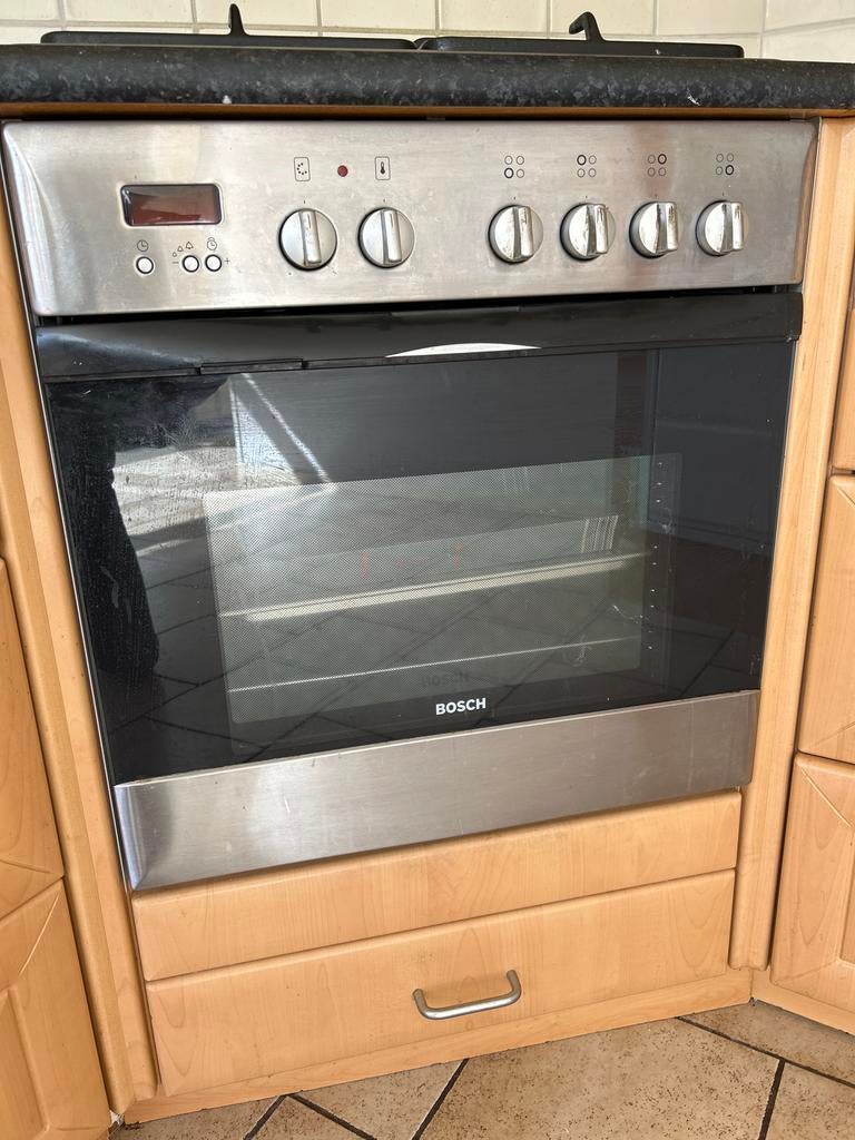 Bosch elektrische Inbouwoven met 4 pits gaskookplaat, Witgoed en Apparatuur, Ovens, Gebruikt, Inbouw, Heteluchtoven, Bosch, 45 tot 50 cm