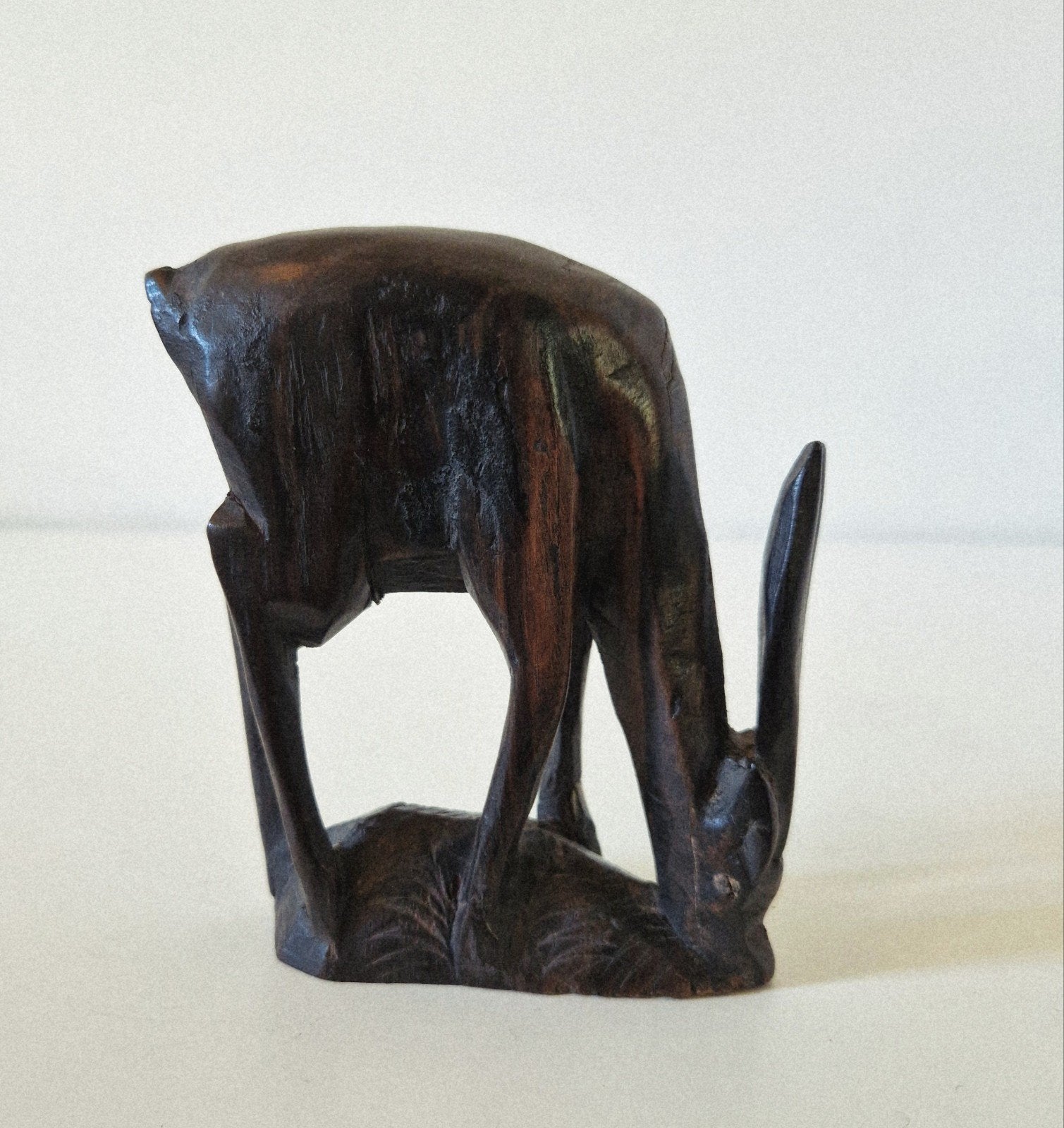 Vintage beeldje hert antilope jaren 60 hert beeld, Antiek en Kunst, Minder dan 20 cm, Ophalen of Verzenden, Beeld, Hout