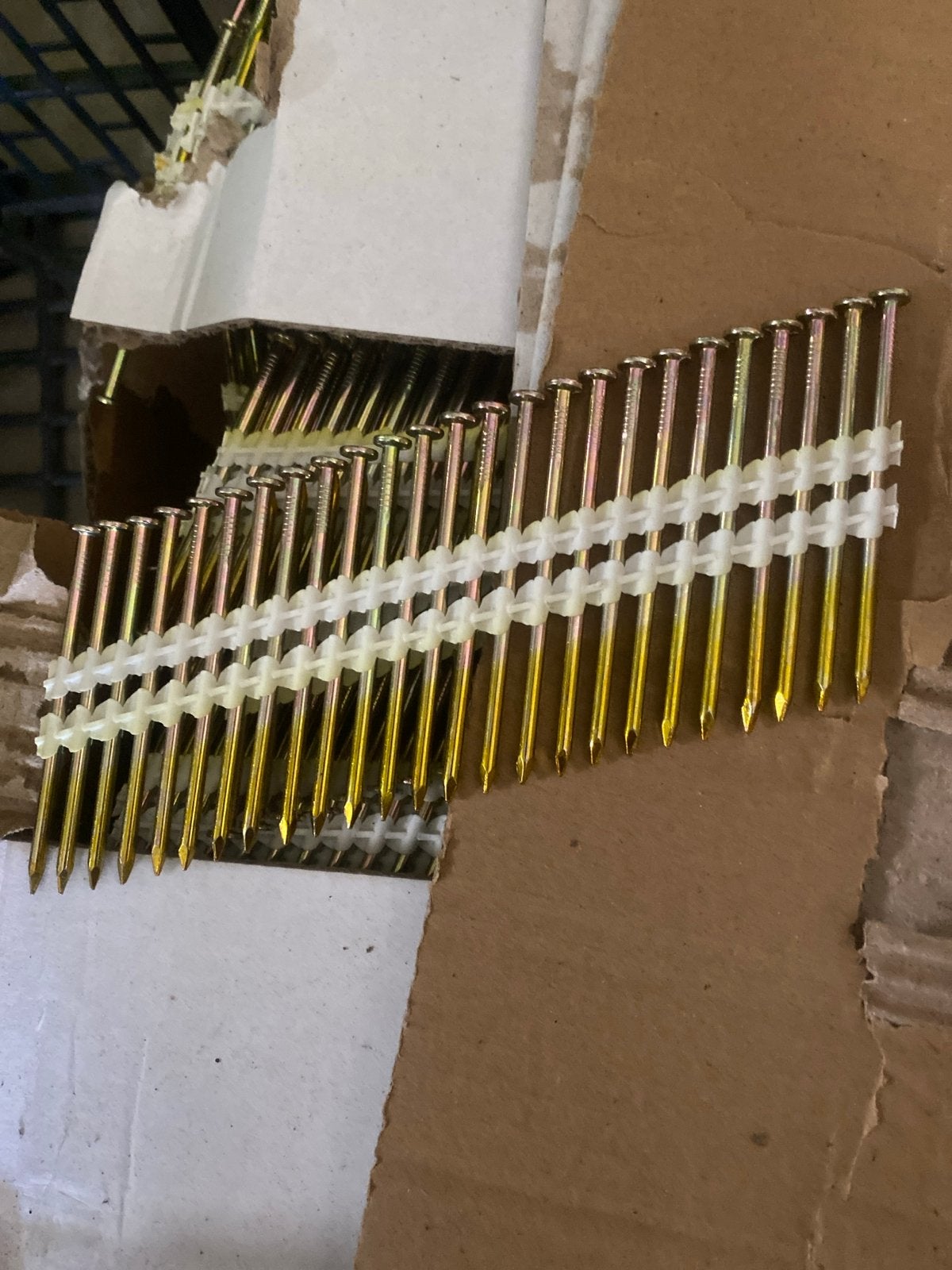 Nieuwe doos Dutack Fasteners gegalvaniseerde draadnagels 70m, Onbekend, Nieuw, Ophalen of Verzenden, Onbekend