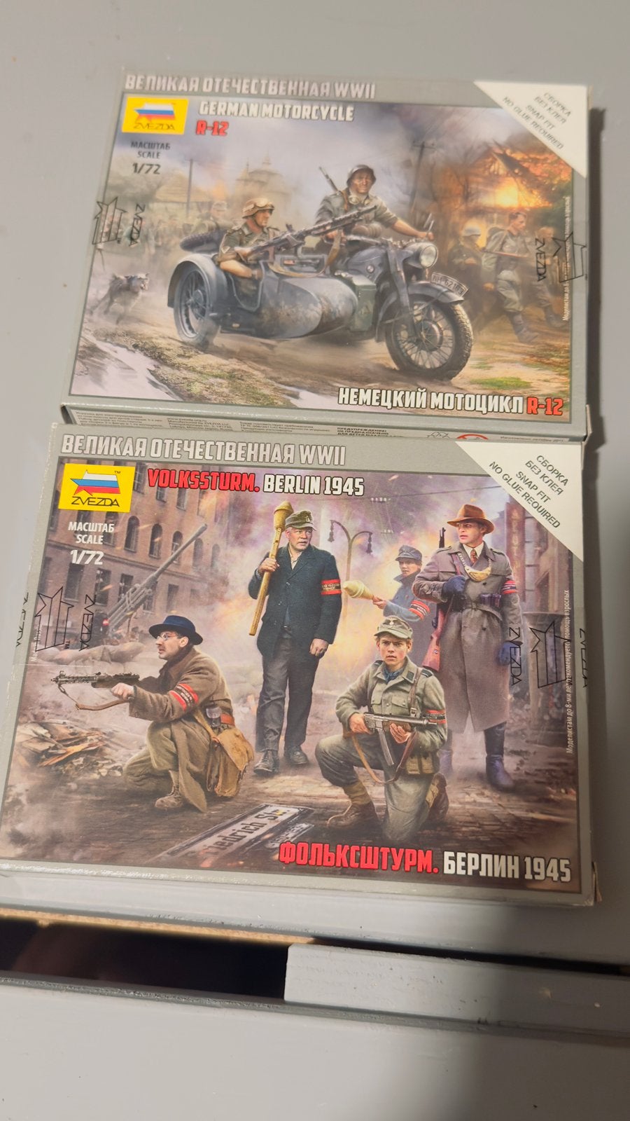Zvezda 6272/6142 Volkssturm en Motorfiets | 1/72 modelbouw, Ophalen of Verzenden, Zo goed als nieuw, 1:50 of kleiner, Figuur of Figuren