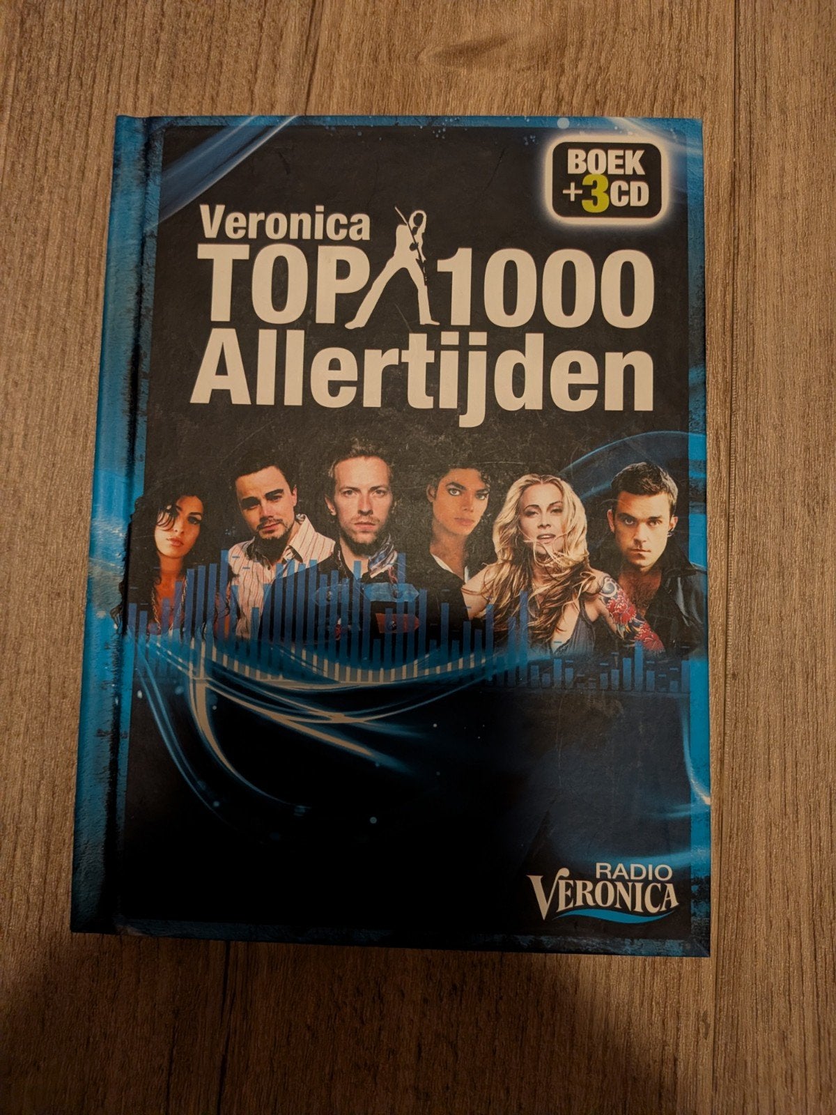 Veronica TOP 1000 Aller Tijden - Boek + 3 CD's, Pop, Ophalen of Verzenden, Zo goed als nieuw, Inclusief boekje
