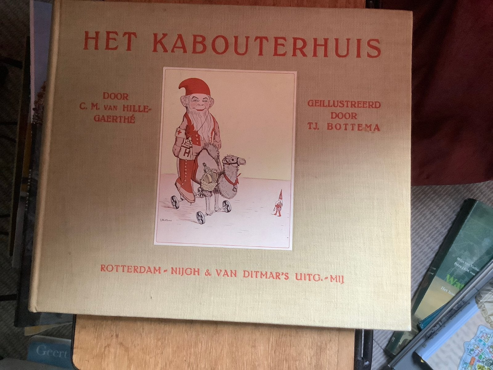 Het Kabouterhuis - C.M. van Hille-Gaerthé (1930), Ophalen of Verzenden, Gelezen, Sprookjes