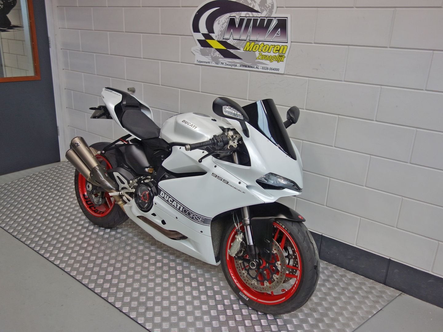 DUCATI 959 PANIGALE, DUCATI, 2 cilinders, Motorrijbewijs A, Bedrijf