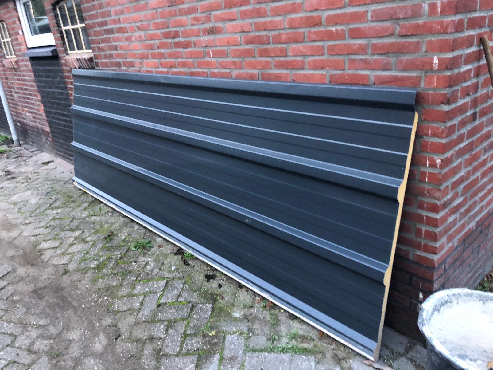 Geisoleerde dakplaat, Ophalen, Zo goed als nieuw