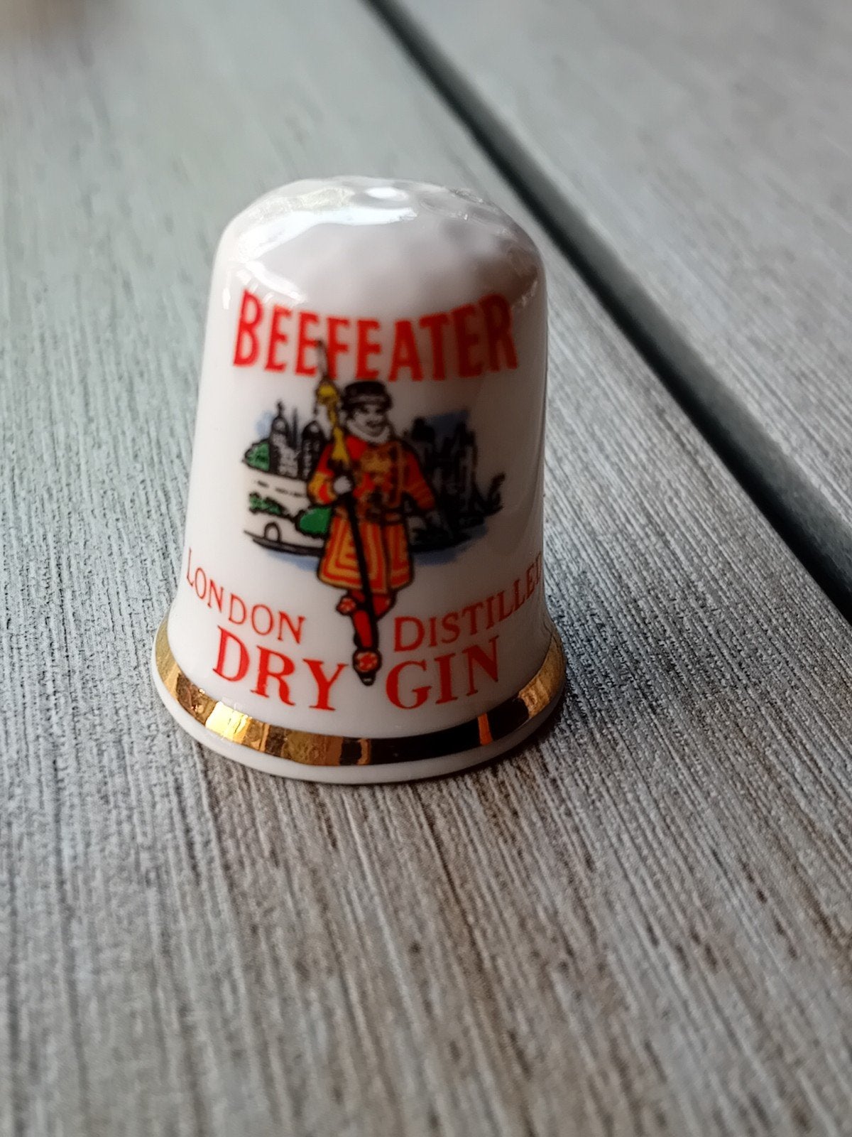 Vingerhoedjes verzamelen reclame vingerhoedje, Verzamelen, Ophalen of Verzenden, Zo goed als nieuw