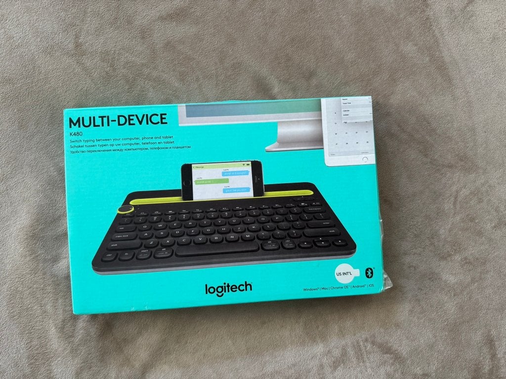 Logitech Bluetooth multidevice keyboard, Computers en Software, Nieuw, Ophalen of Verzenden, Draadloos, Qwerty