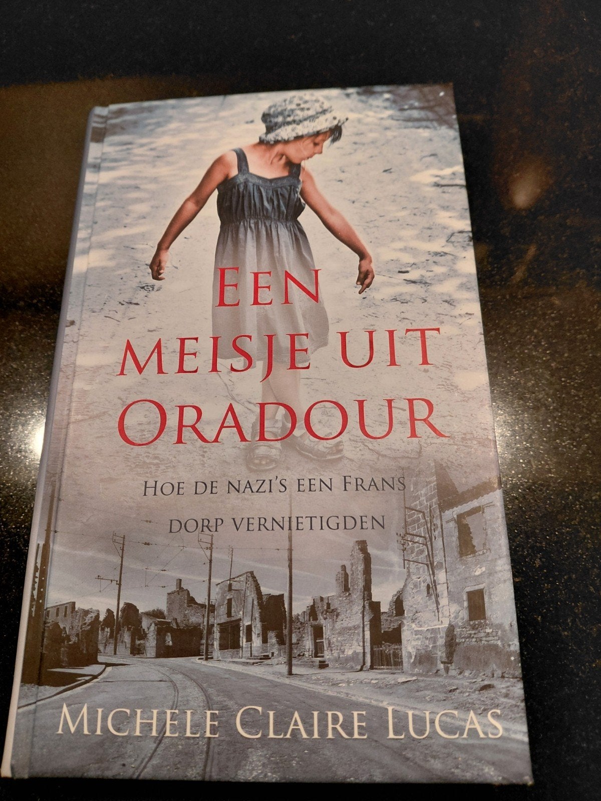 Een Meisje uit Oradour - Michele Claire Lucas (Nieuw), Tweede Wereldoorlog, Nieuw, Michele Claire Lucas, Ophalen of Verzenden