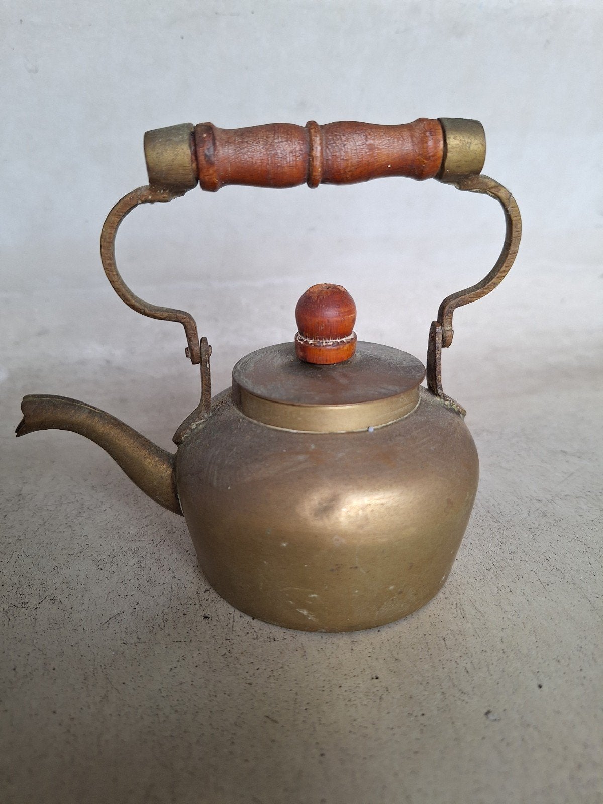 Antieke koperen theepot - 10 cm hoog, Ophalen of Verzenden