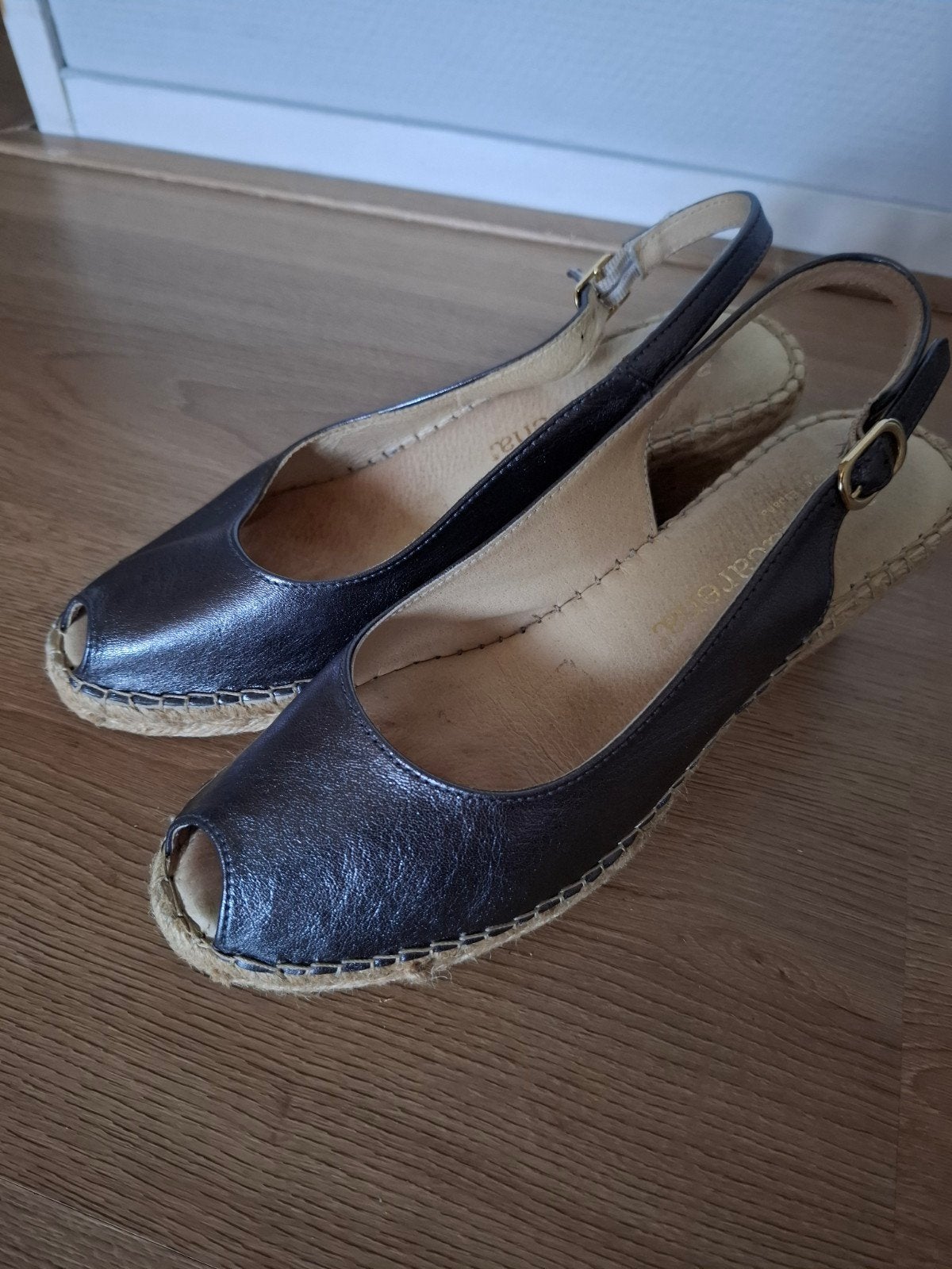 Macarena Espadrilles met open neus peeptoe  41, Kleding | Dames, Schoenen, Ophalen of Verzenden, Zo goed als nieuw, Espadrilles of Moccasins