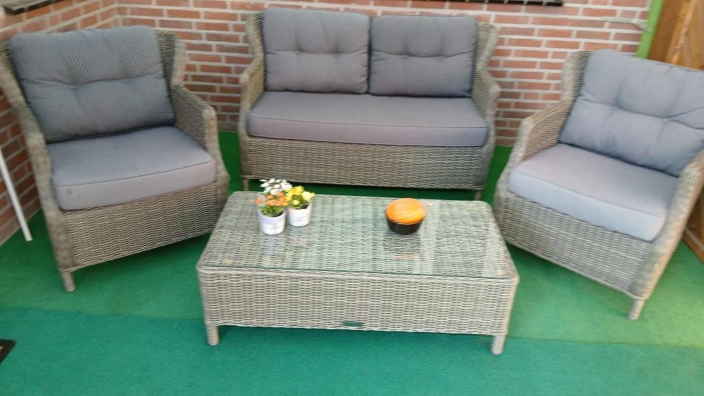Tuinset, Ophalen, 4 zitplaatsen, Kunststof, Zo goed als nieuw