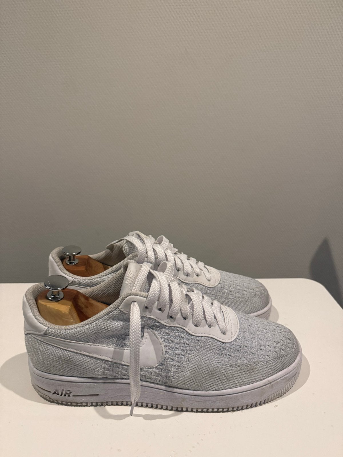 Nike Air Force 1 Flyknit 2.0 - Maat 43, Wit, Ophalen of Verzenden, Sneakers of Gympen, Gedragen