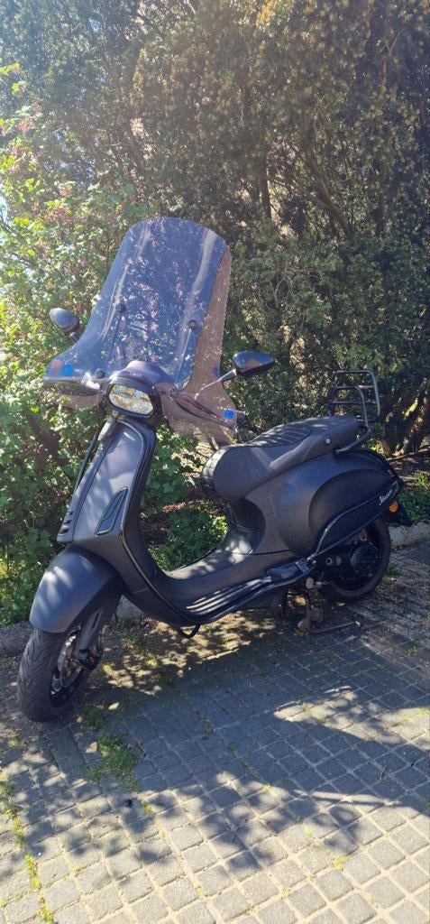 Vespa Sprint Notte 2018 - Mat Zwart Special Edition, Ophalen, Zo goed als nieuw