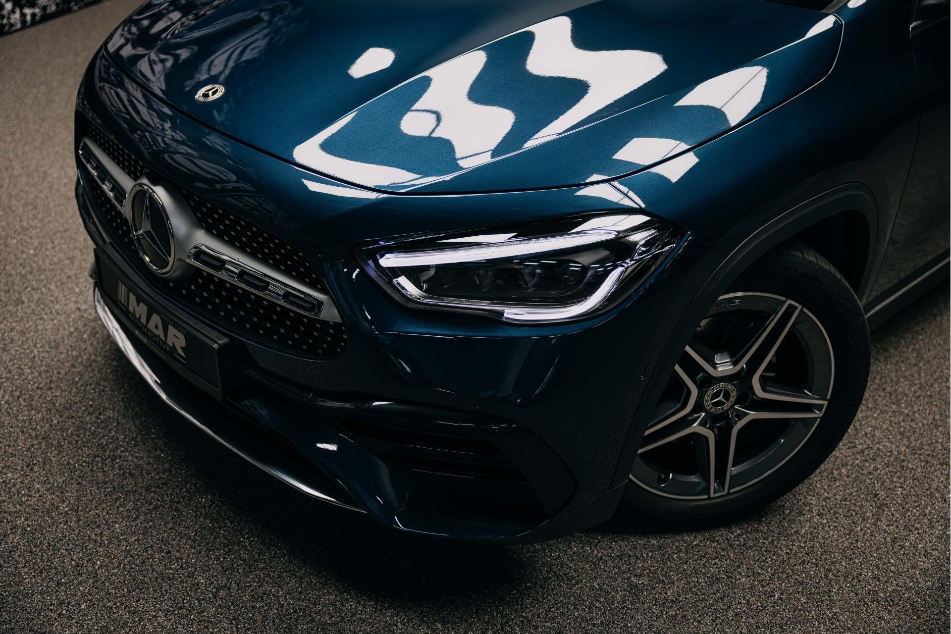 Mercedes-Benz GLA 180 d Business Solution AMG | AMG-Line | P, Auto's, Mercedes-Benz, Gebruikt, 4 cilinders, Blauw, Bedrijf