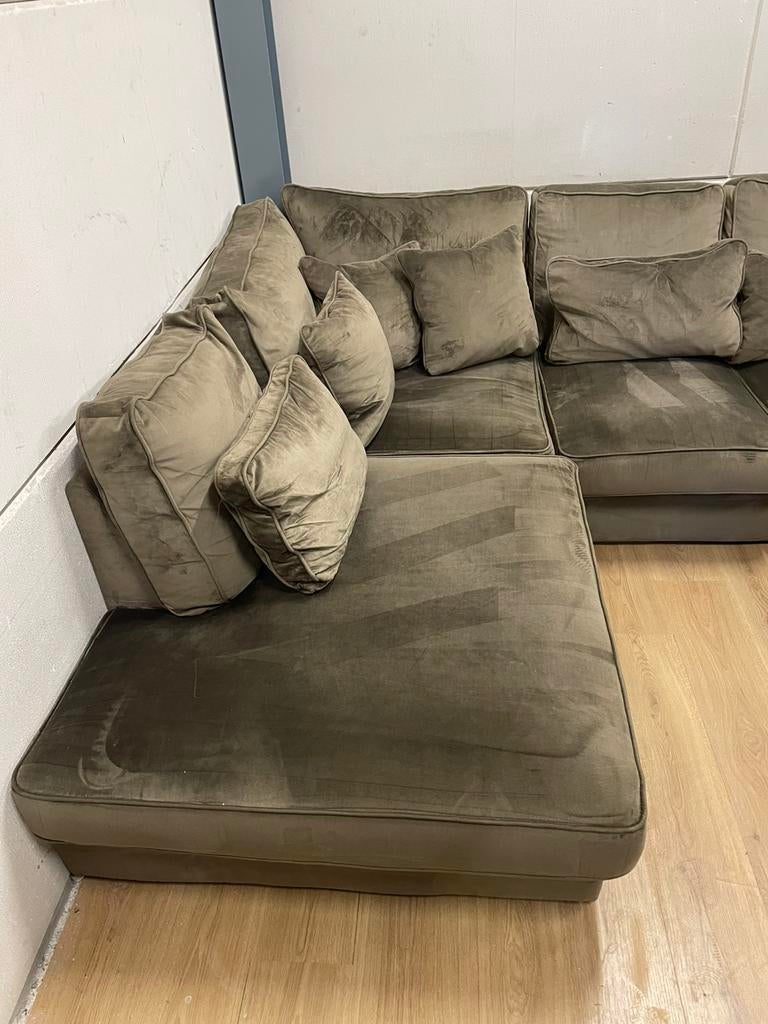 luxe suede velvet velours taupe bruin hoekbank GEREINIGD!!!, Huis en Inrichting, Banken | Bankstellen, Ophalen, 250 tot 300 cm