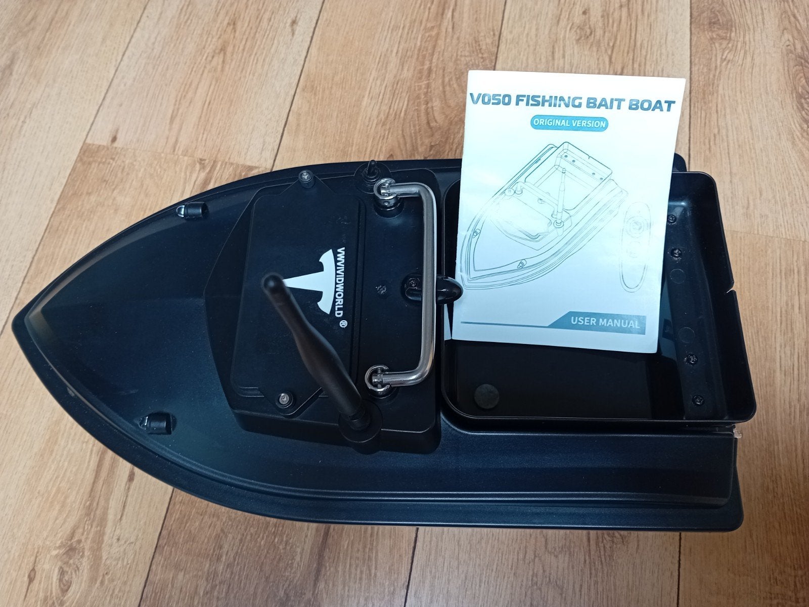 V050 Fishing Bait Boat - Voerboot met Afstandsbediening, Ophalen, Zo goed als nieuw
