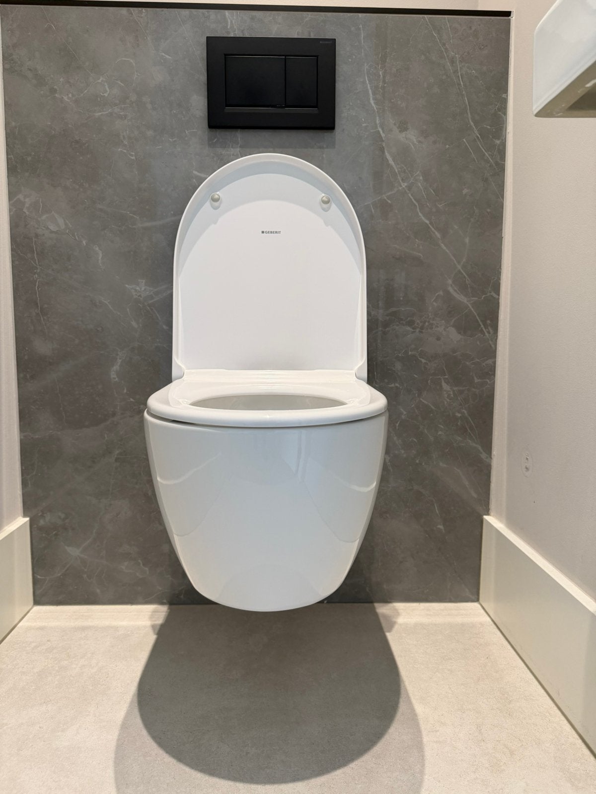 Geberit WC pot, Ophalen, Zo goed als nieuw, Toilet