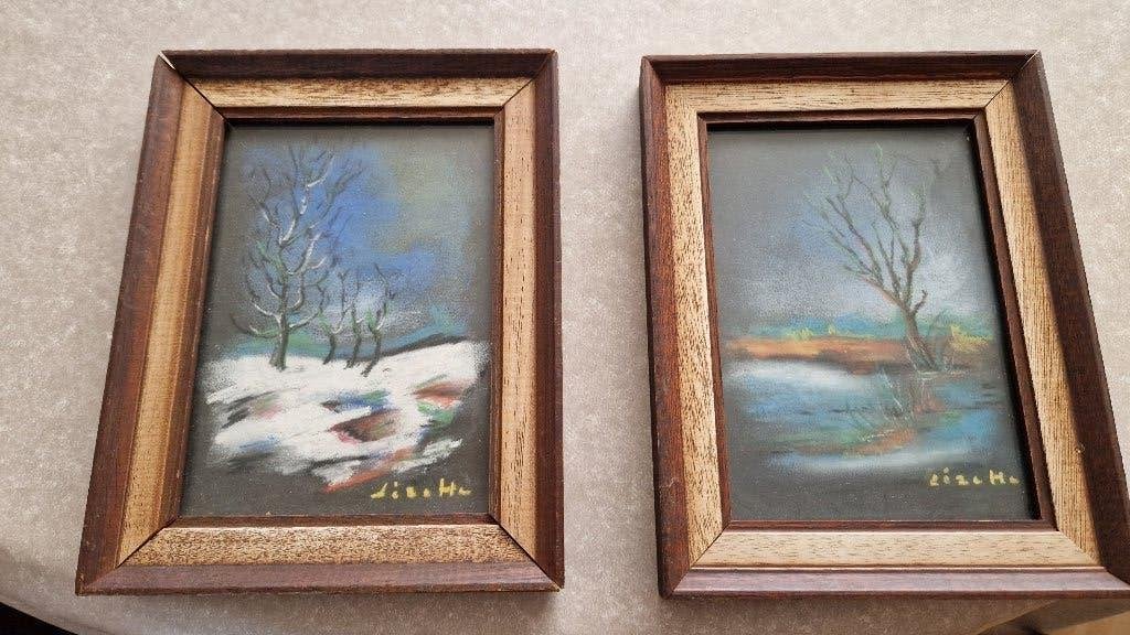2 oude schilderijtjes achter glas gesigneerd, Ophalen of Verzenden