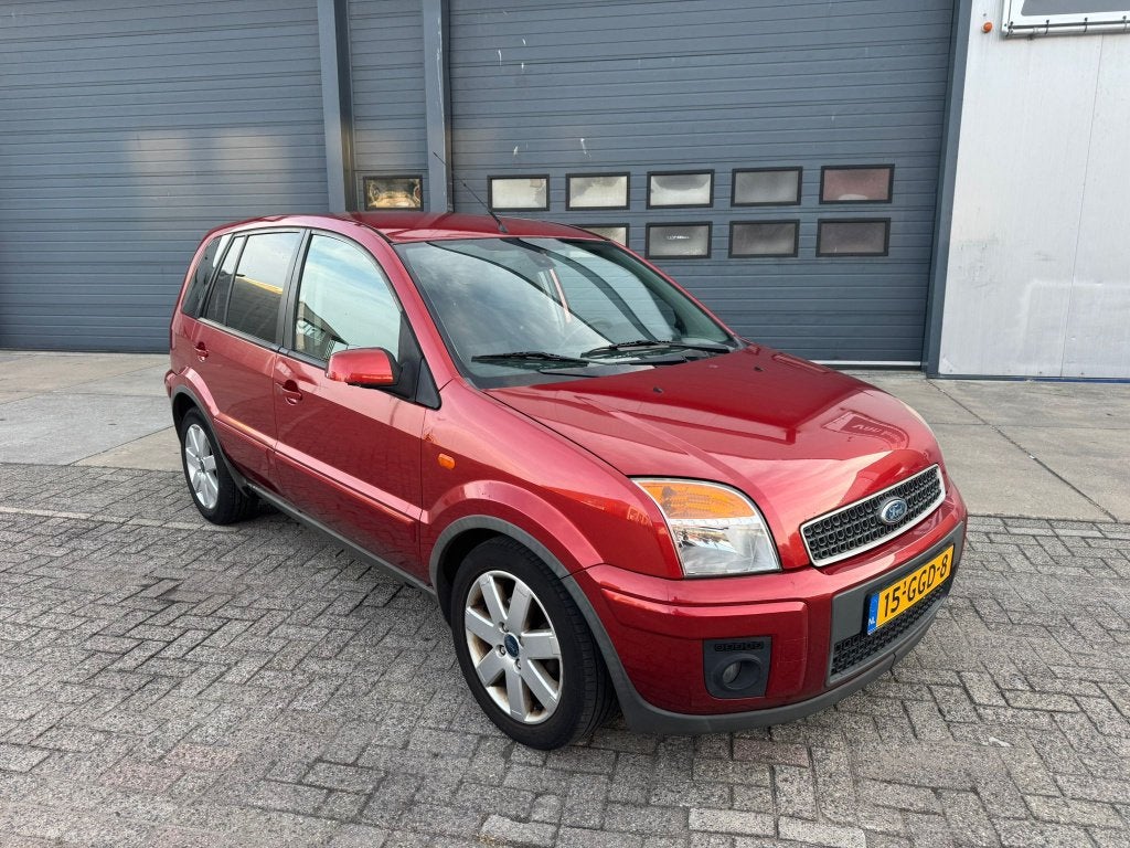 Ford Fusion 1.6 16V 2008 AUTOMAAT, Auto's, Ford, 1596 cc, 1064 kg, 100 pk, 49 €/maand