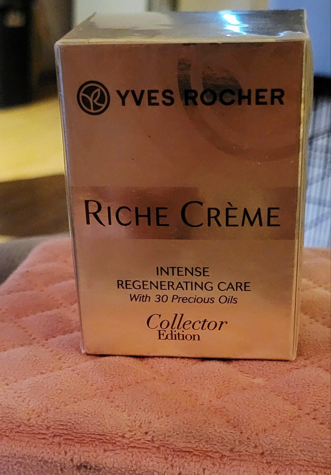 Yves Rocher Riche Crème 75ML Nieuw in verpakking, Ophalen of Verzenden, Nieuw, Gehele gezicht