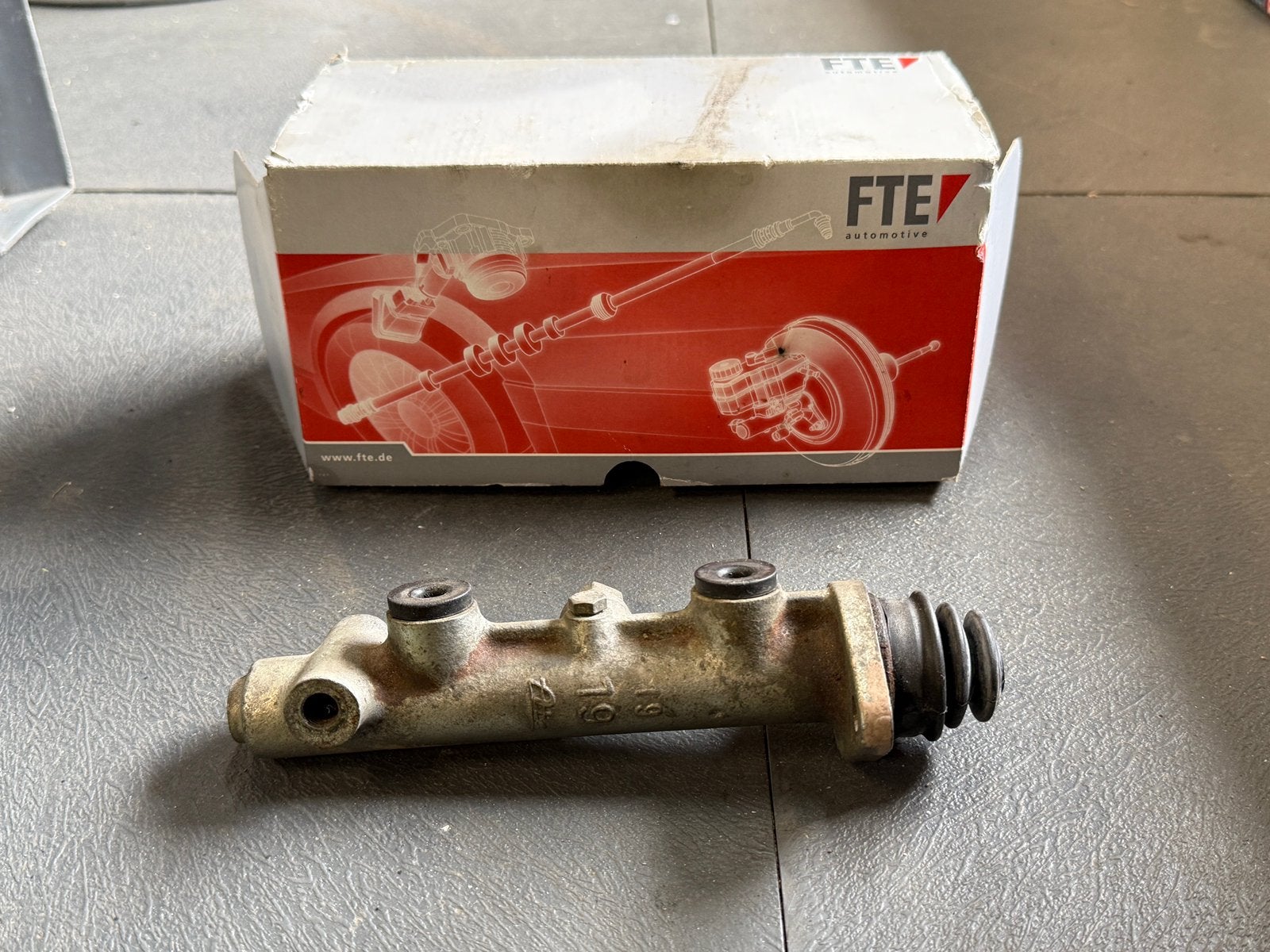 FTE hoofdremcilinder porsche 356c, Ophalen of Verzenden, Gebruikt, Porsche