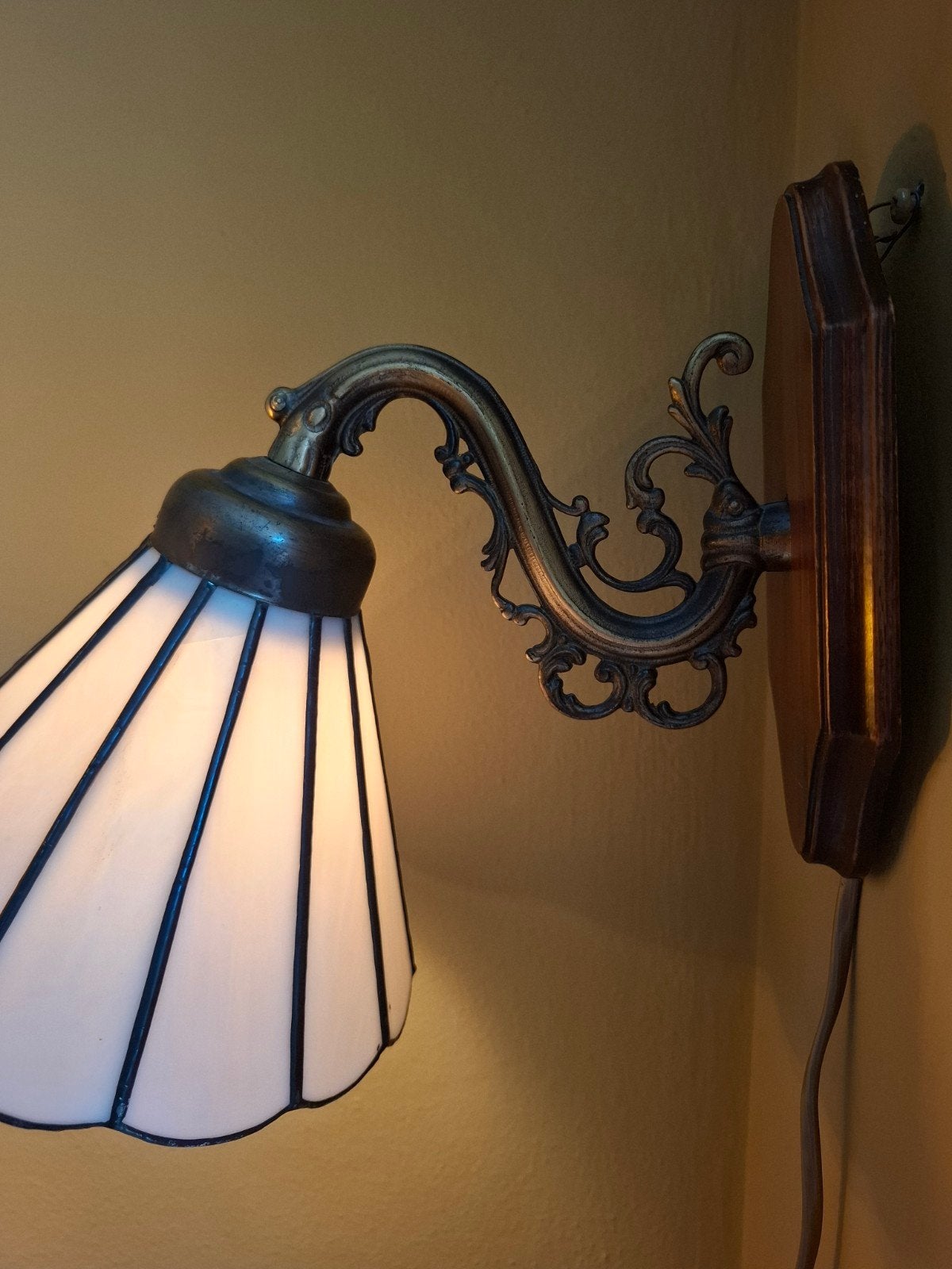Wandlamp Tiffany stijl - antiek, Ophalen of Verzenden