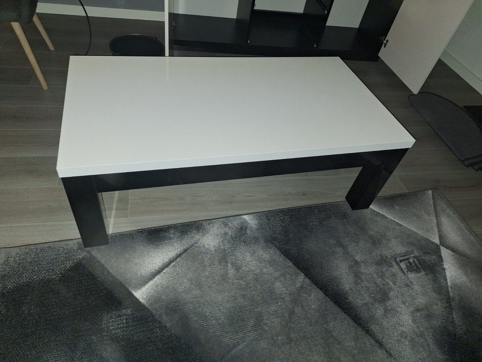 salon tafel, Ophalen