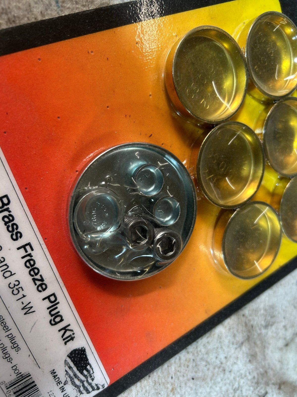 Ford 351 Vriespluggen Set - Milodon Brass Freeze Plug Kit, Ophalen of Verzenden, Nieuw, Ford USA