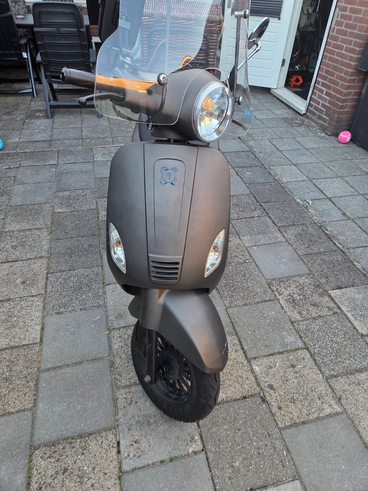 Agm scooter zeer netjes 3de eigenaar!!!, Zo goed als nieuw, Benzine, Ophalen, Overige merken