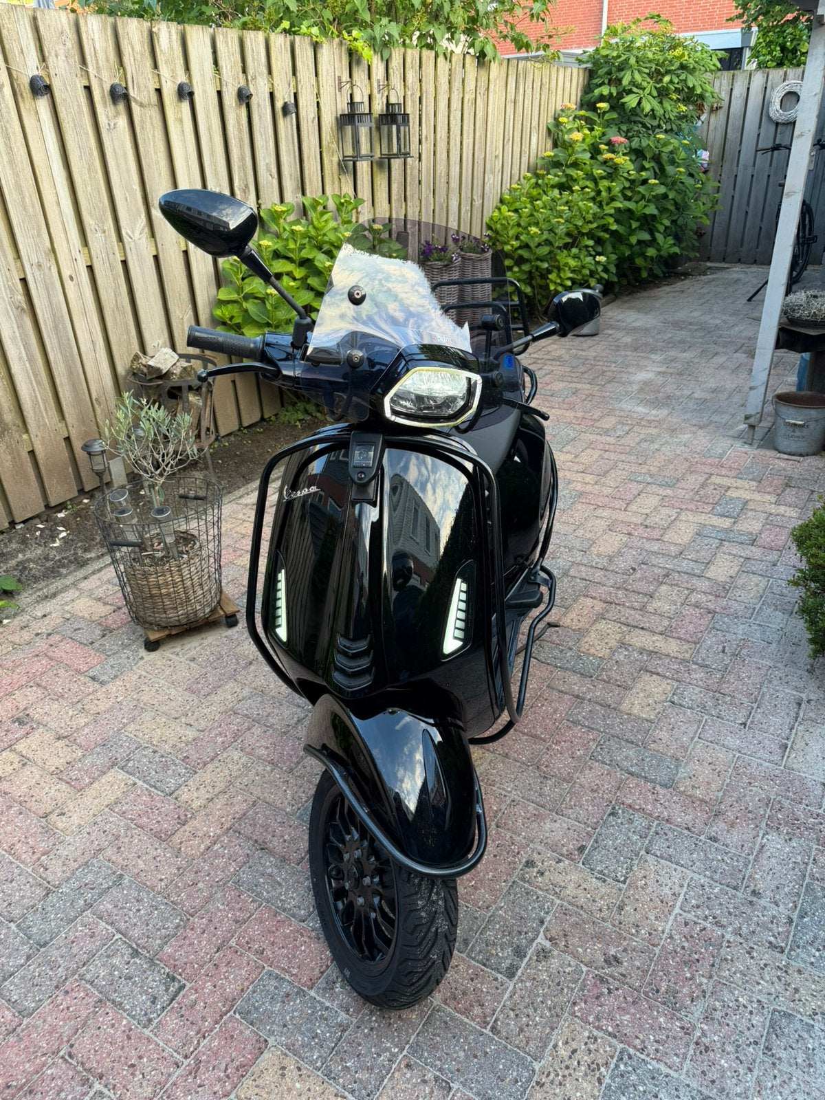 Vespa sprint 2022, Ophalen, Maximaal 45 km/u, Zo goed als nieuw, Benzine