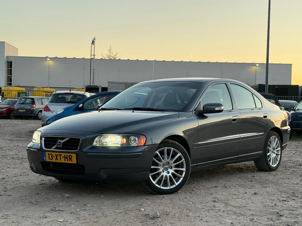 Volvo S60 2.4D Drivers Edition/ AUTOMAAT/ VELGEN, Gebruikt, S60, 163 pk, Bedrijf