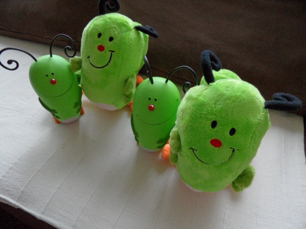 SPAARPOT MET EEN BIJPASSENDE PLUCHE DUIZEND POOT (NIEUW)., Ophalen of Verzenden, Nieuw, Overige materialen, Dier
