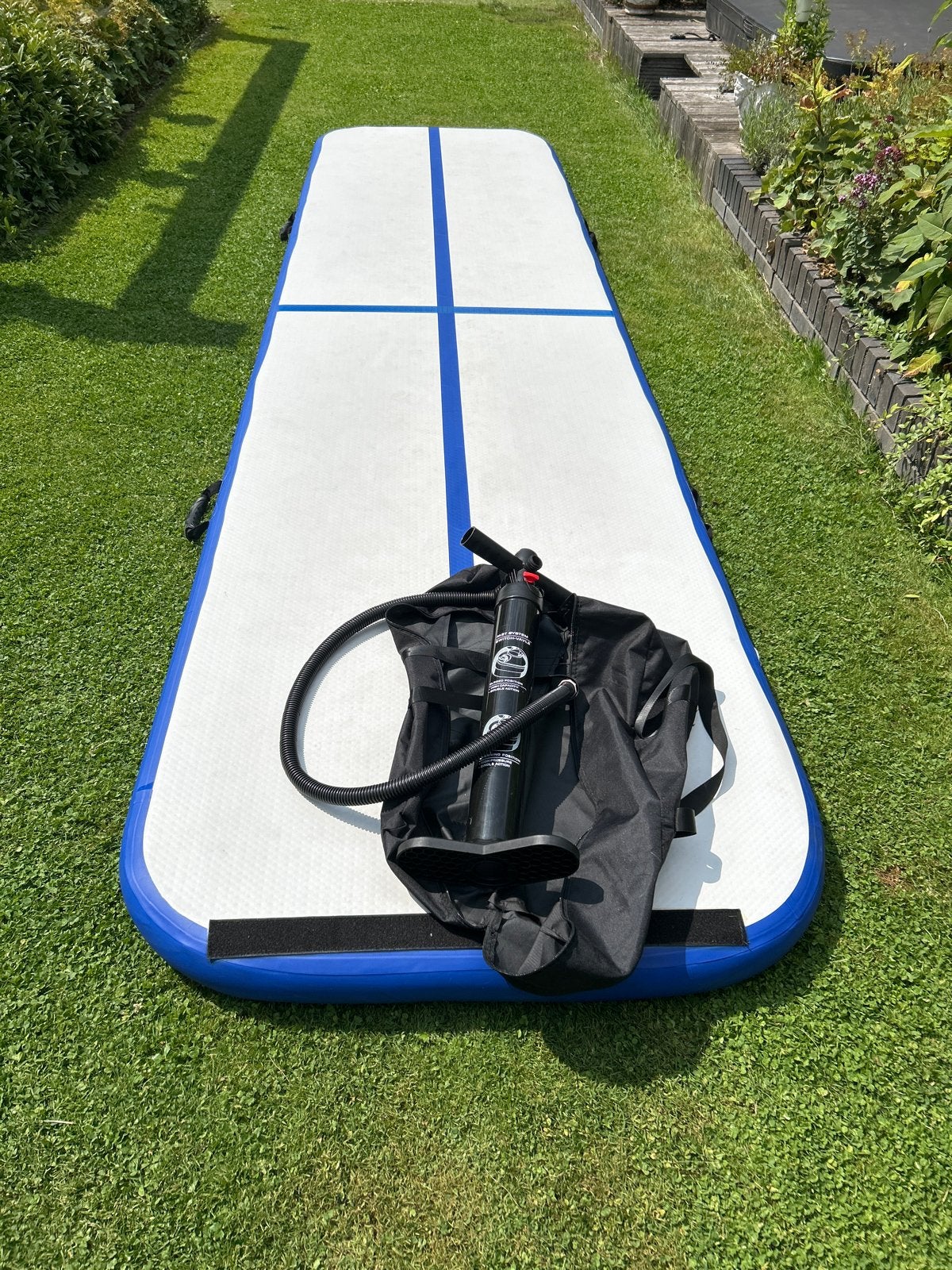 Airtrack / turnmat met pomp en opbergtas, Sport en Fitness, Ophalen, Maat 36 t/m 42, Zo goed als nieuw, Blauw