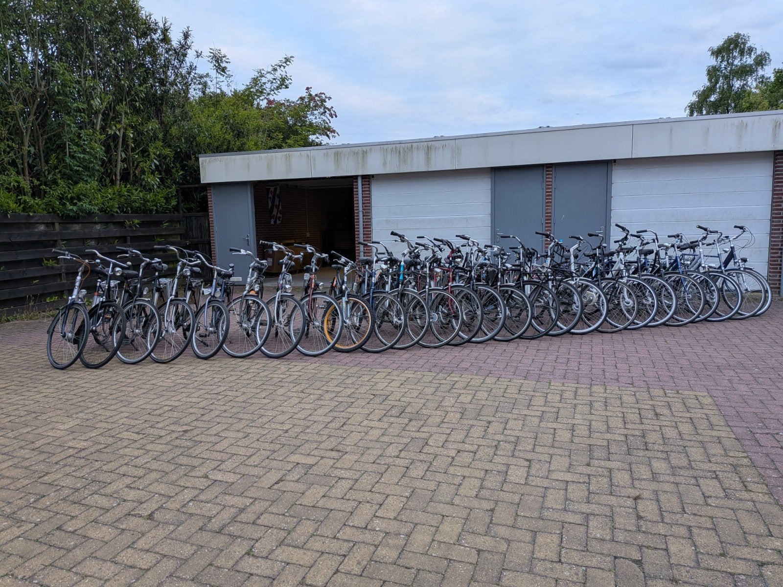 Betaalbare stationsfietsen, stadsfietsen, kroegfietsen, Ophalen, Zo goed als nieuw, Overige merken