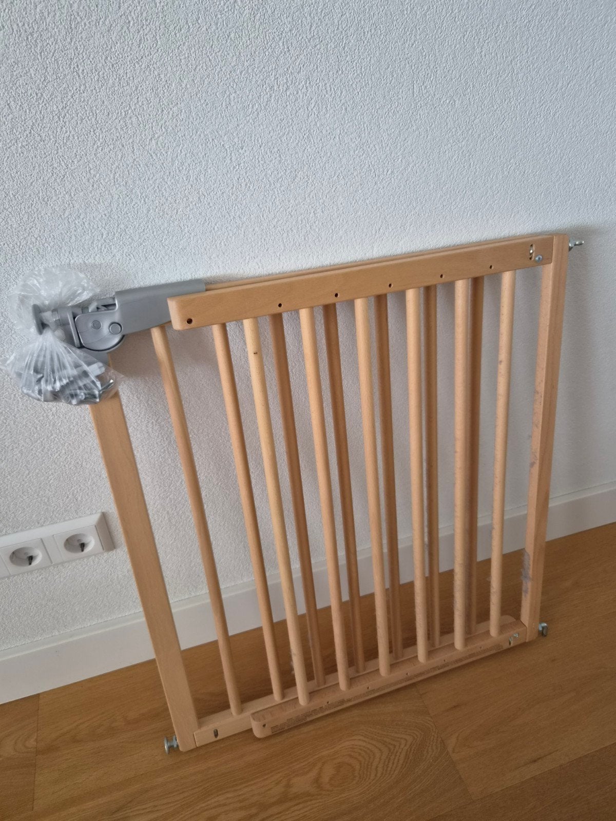 Houten veiligheidshekje voor kinderen, Ophalen, Gebruikt, Schroefhekje, Hout
